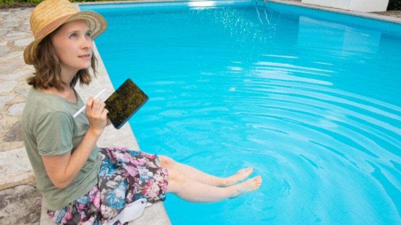 local pool builder Bradenton FL